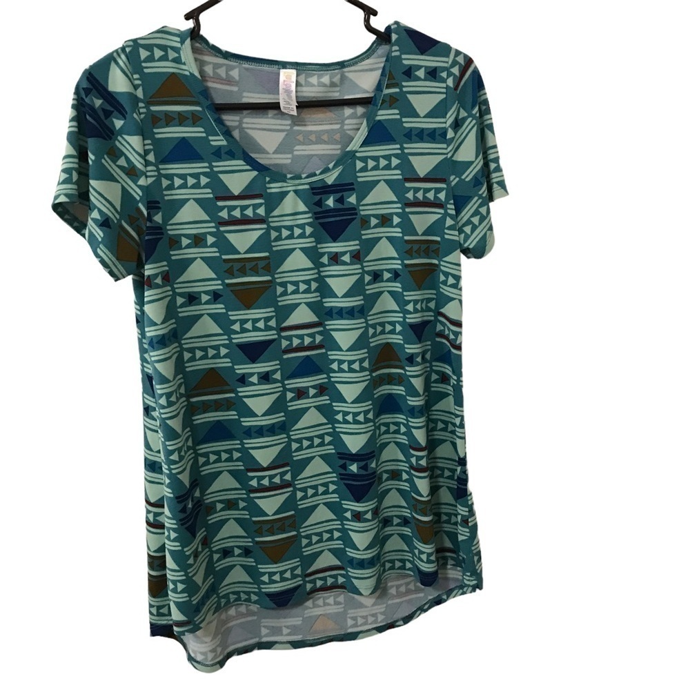 3/$15 Lularoe  green and black Aztec print short sleeve top